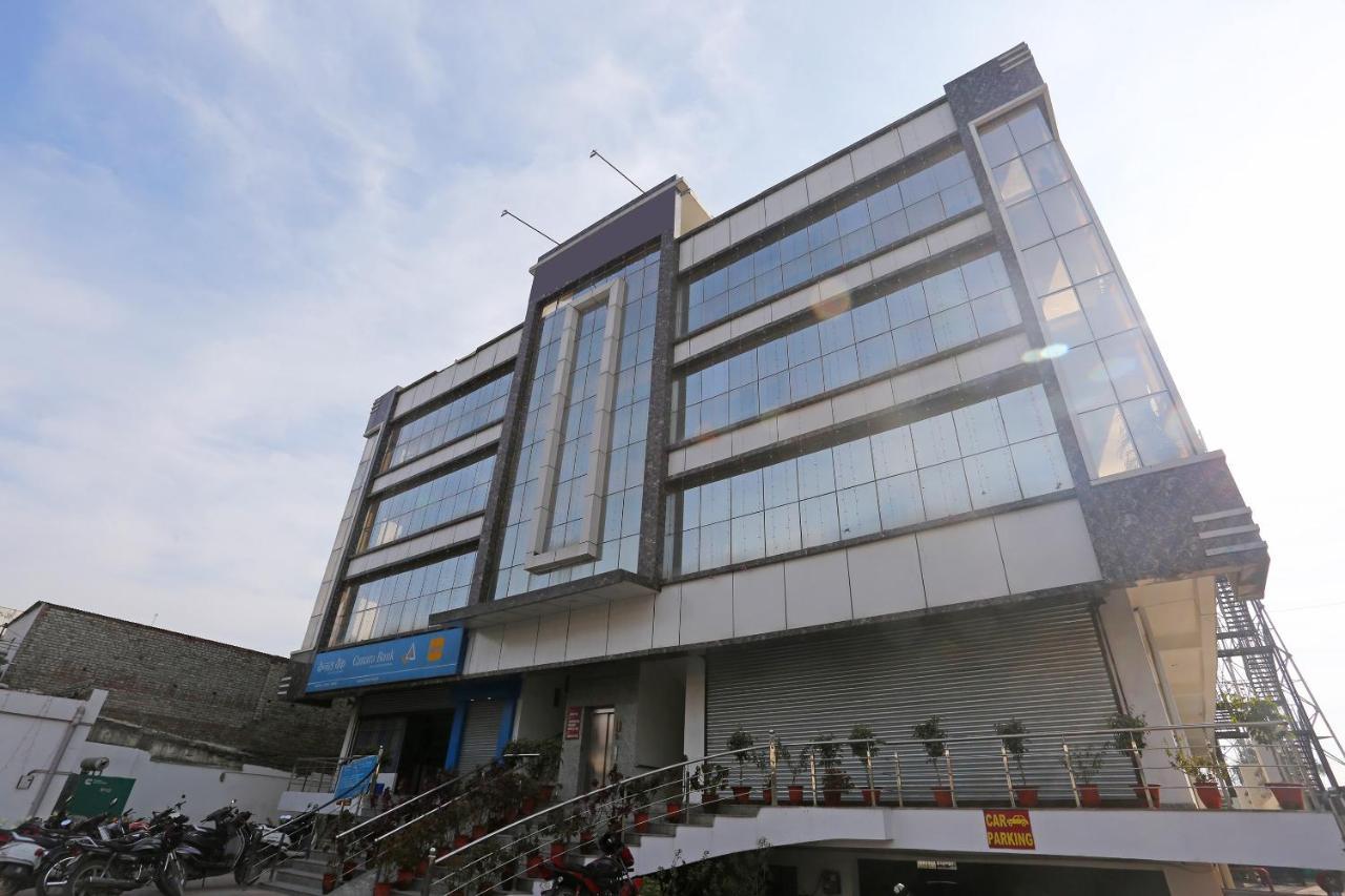 Oyo 8232 Hotel Krb Paradise Dehradun Exterior photo